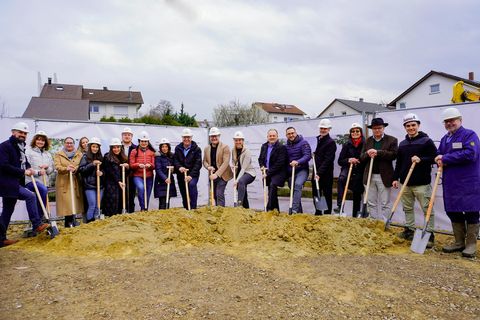 Spatenstich am Kinder- und Jugendcampus
